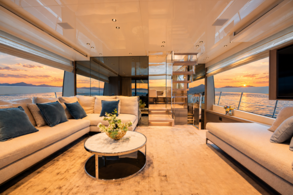 PURA VIDA - © REBORN YACHT MEDIA - INTERIOR - 08
